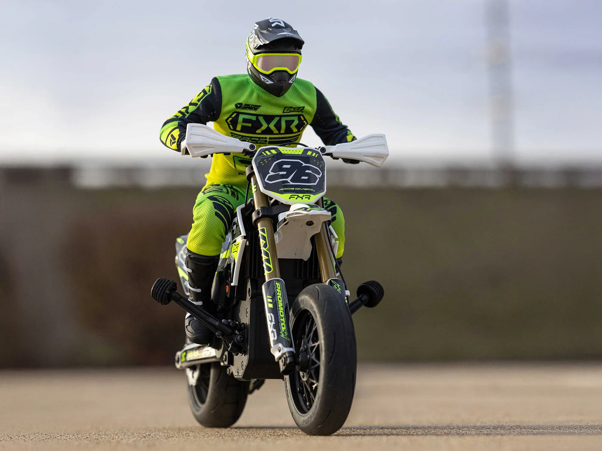 1/4 Promoto-SM FXR Supermoto Motorcycle RTR (Batt & Charger) - LOS2310 - Image 18
