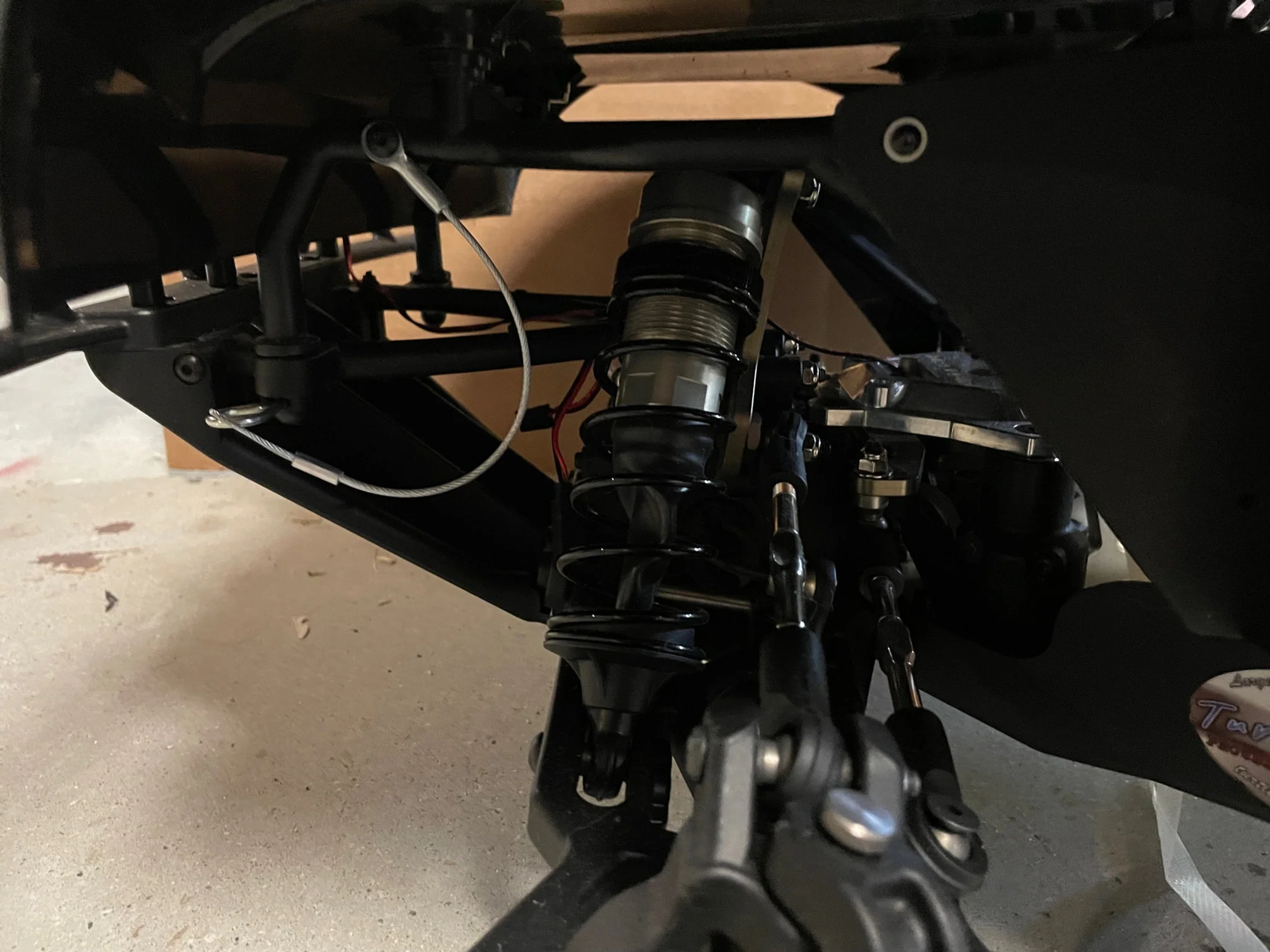 Detroit Performance Tethered Cage Clips (4) - Image 3