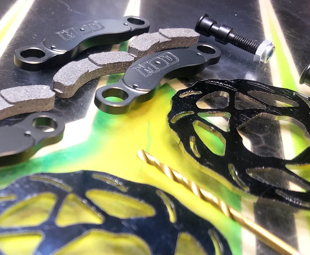 MOD Everlast Real Brakes Kit V2 - Losi 5T, 5ive 2.0 & 5B - Image 3