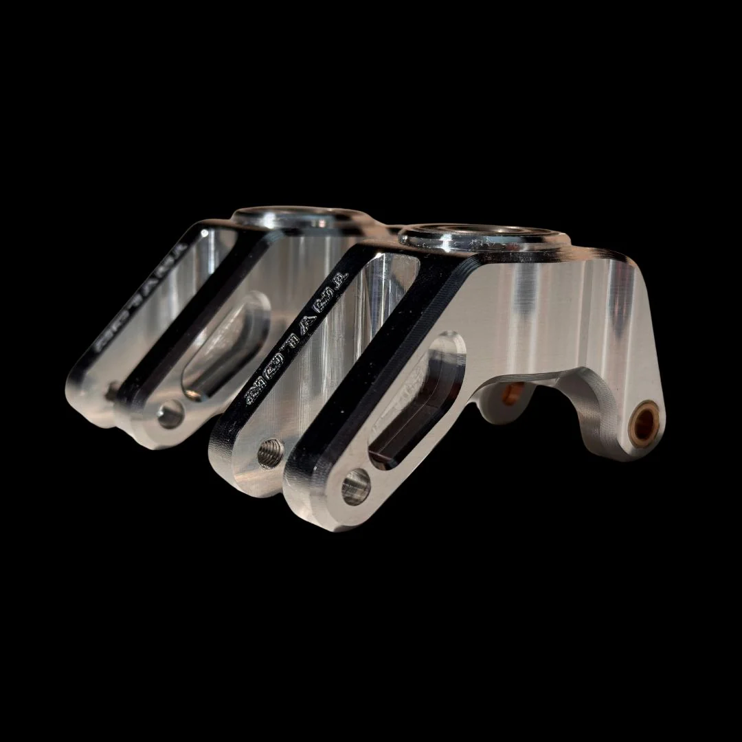 Taylor Losi DBXL (all models) Billet Rear Oversize Bearing Hubs - Image 3