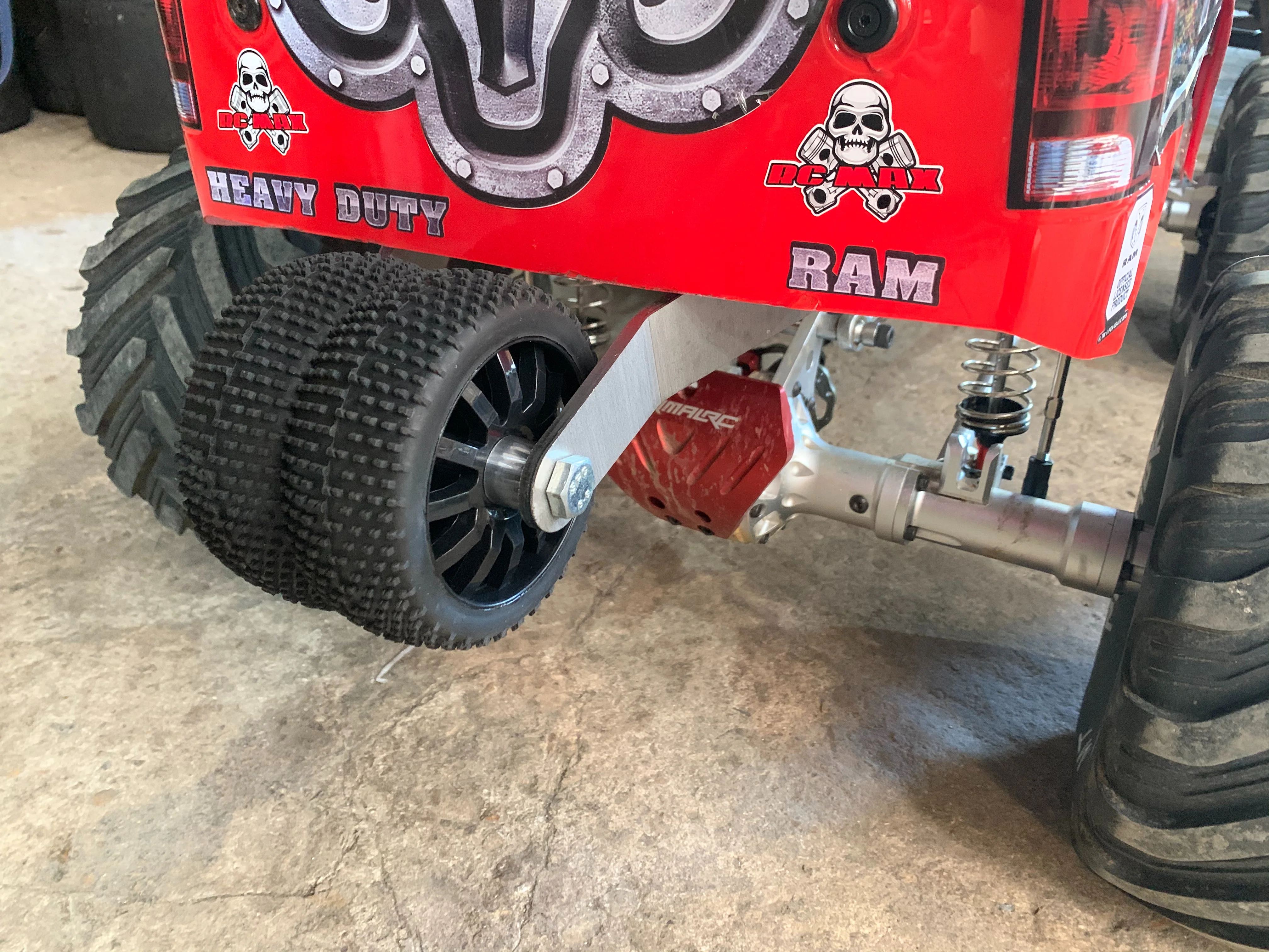 TAYLOR Primal Monster Truck HD Stainless Wheelie Bar - Image 6